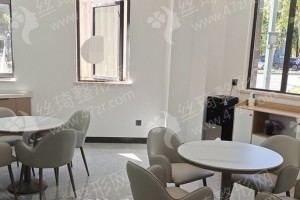 常州做美容冠機構(gòu)排行榜美容冠恢復案例反饋_美容冠醫(yī)生案例記錄點評_醫(yī)院實力盤點